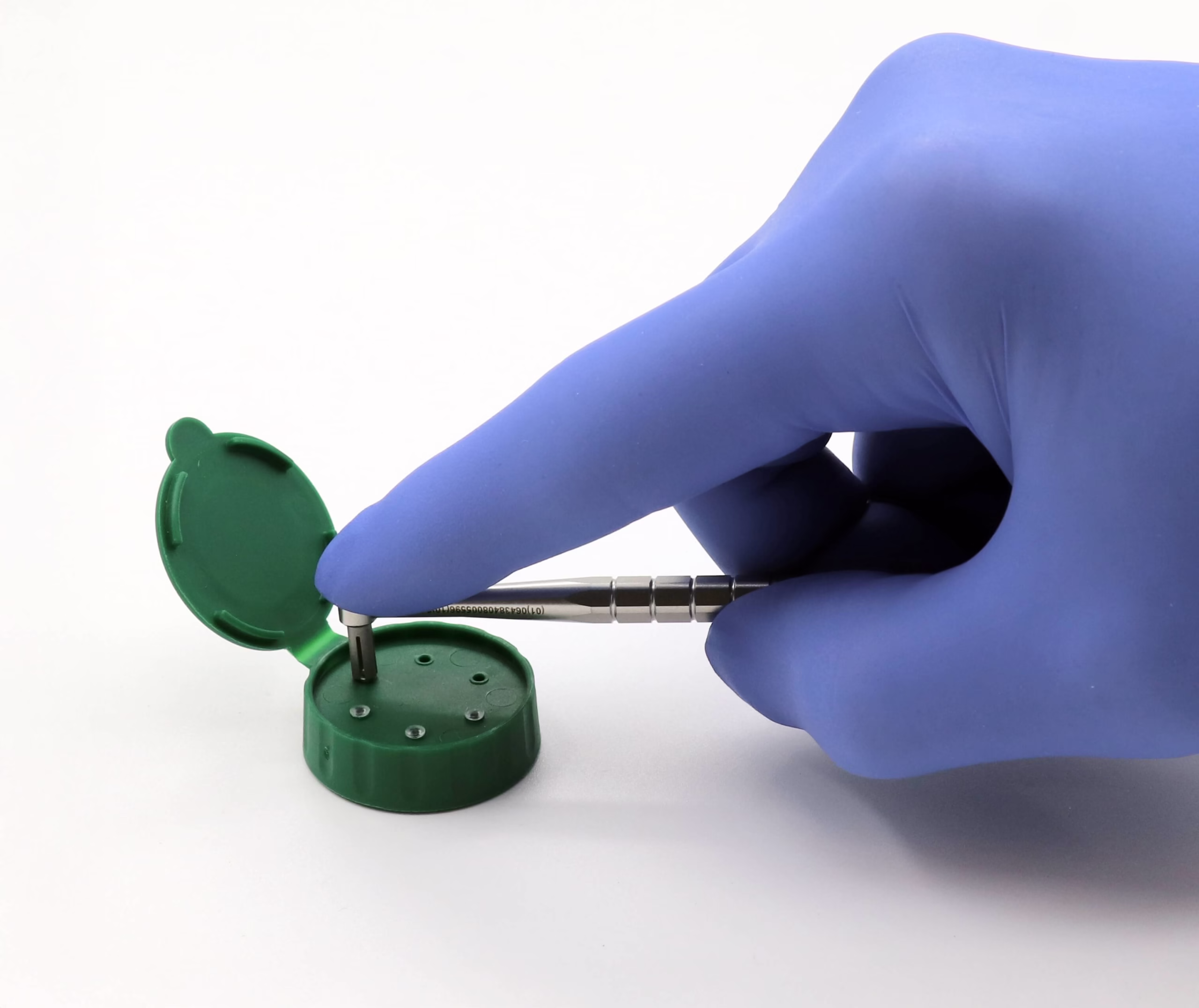 TCK-2013 INS-9052 b (1)